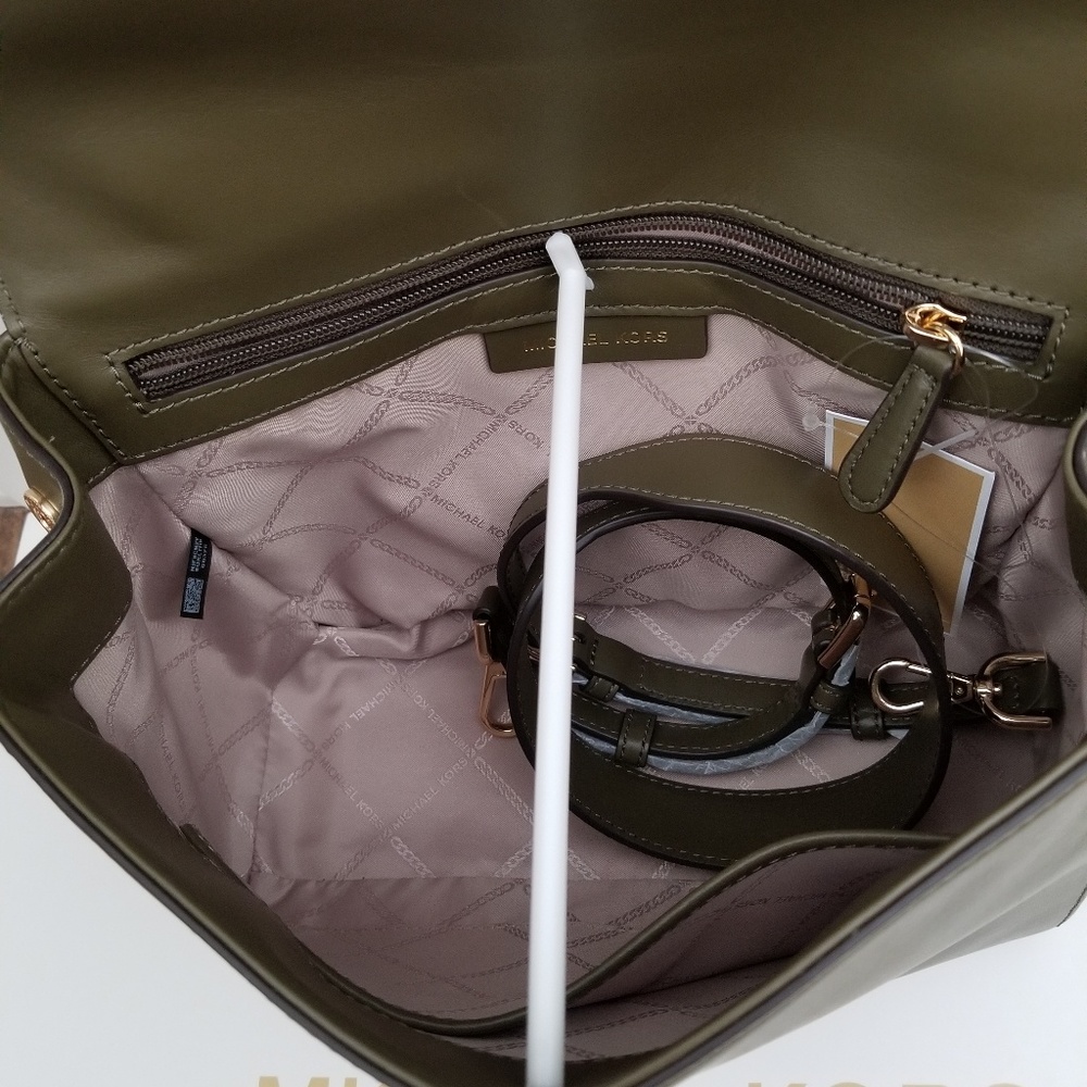 New Michael Kors Ava Bag - Picture 6 of 8
